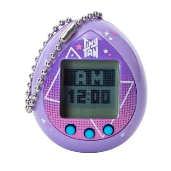 🔥Tamagotchi X BTS TinyTAN 2024 Purple HTF BNWT🔥 - Picture 2 of 4